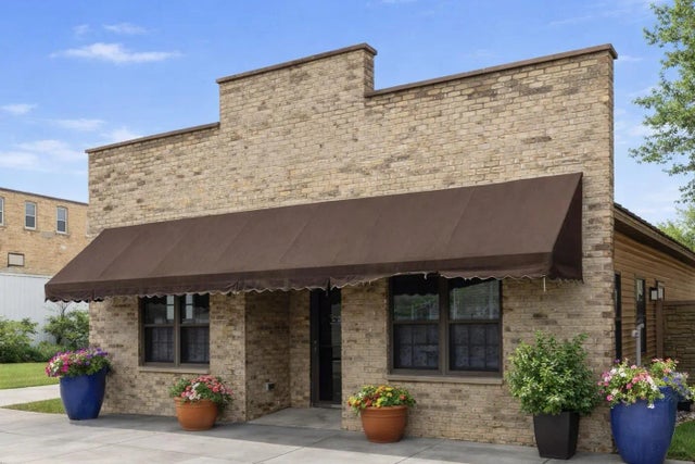 311 E Main St, Chilton