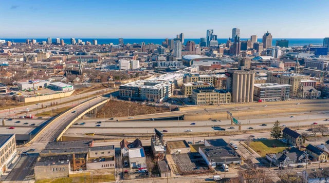 1319 N 12th St, Milwaukee