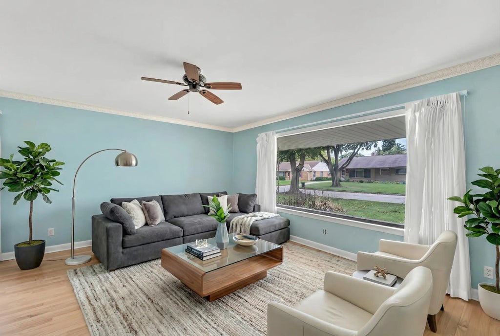 7920 W Manitoba St, West Allis