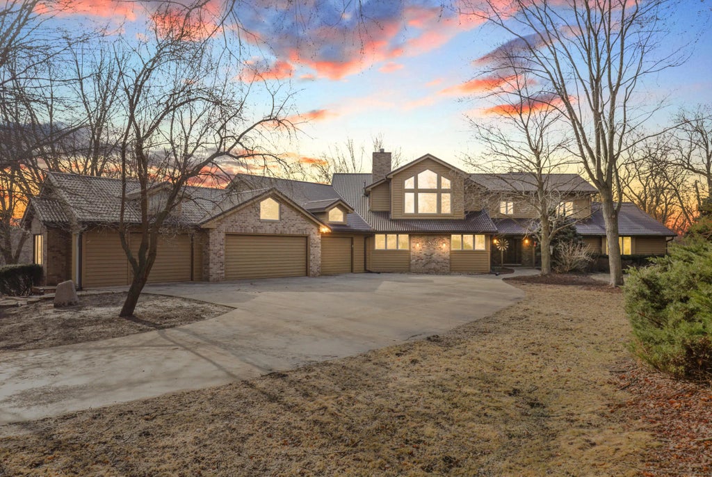 9210 County Road K -, Raymond