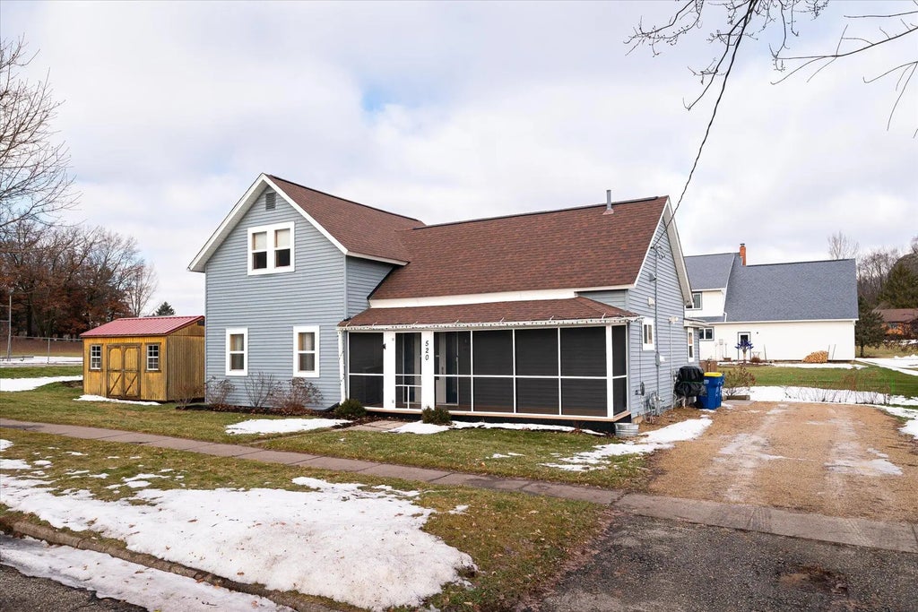 520 W South St, Viroqua