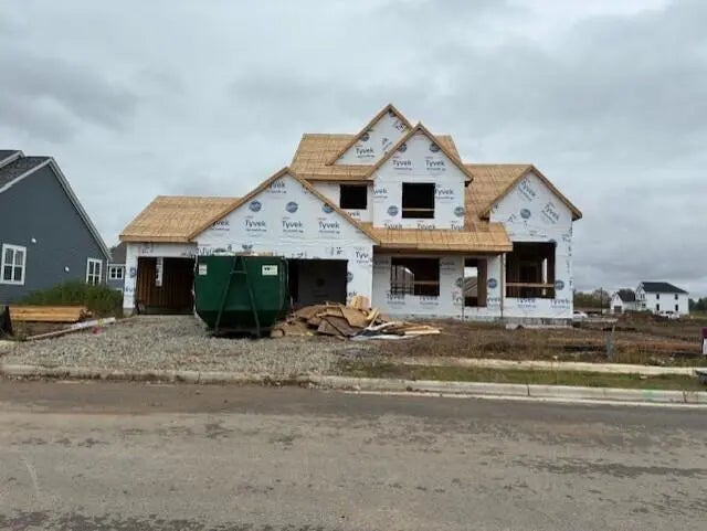 1750 Whalen Dr, Oconomowoc