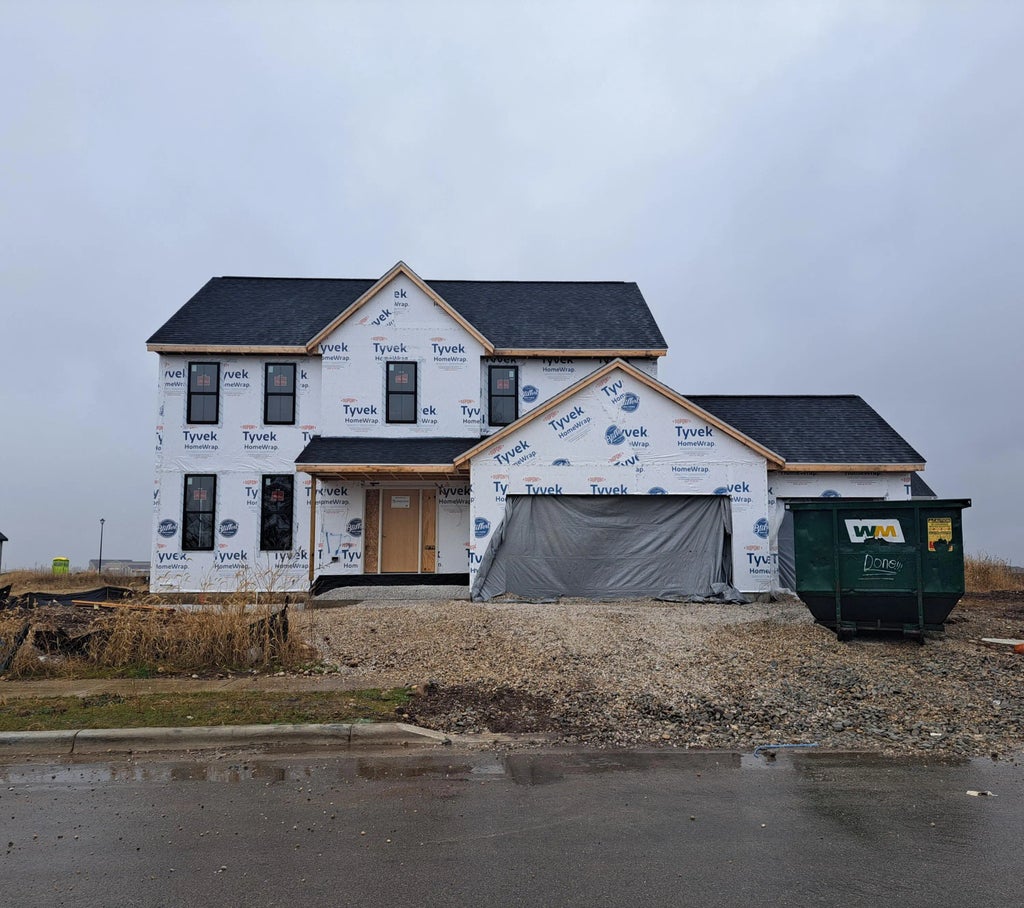 1737 Hammock Ln, Oconomowoc