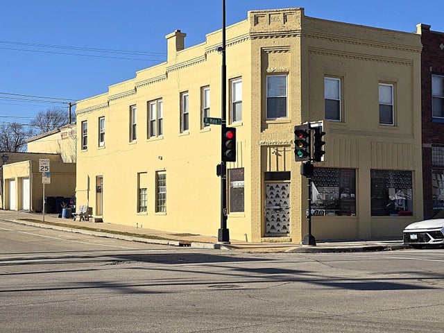 1200 N Main St, Racine