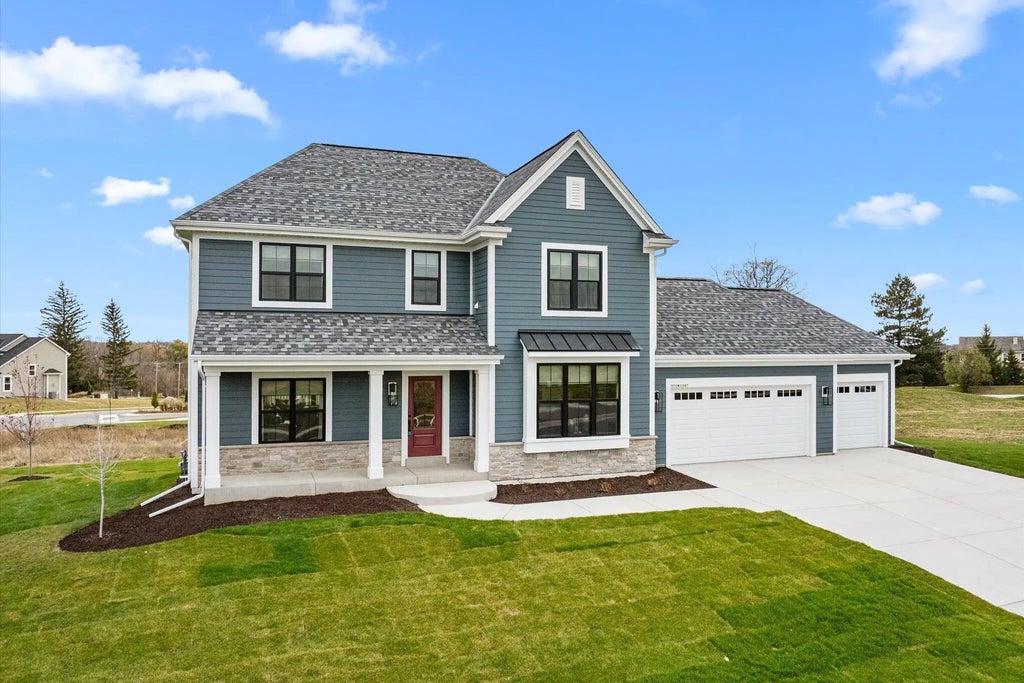 N56w20887 Carnoustie Way Lt45, Menomonee Falls