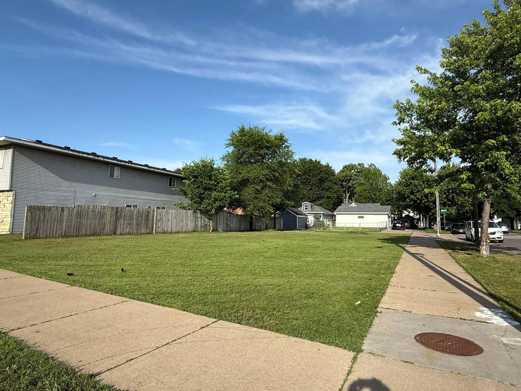 1202 West Ave S, La Crosse