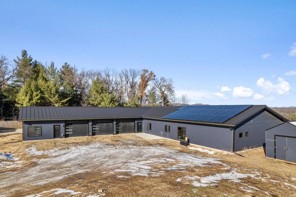 W14548 Black River Ridge Dr, Melrose