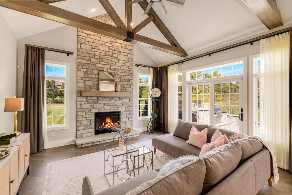 11553 N Creekside Ct 67w, Mequon