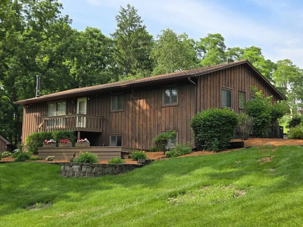 E11650 County Road I -, Kickapoo