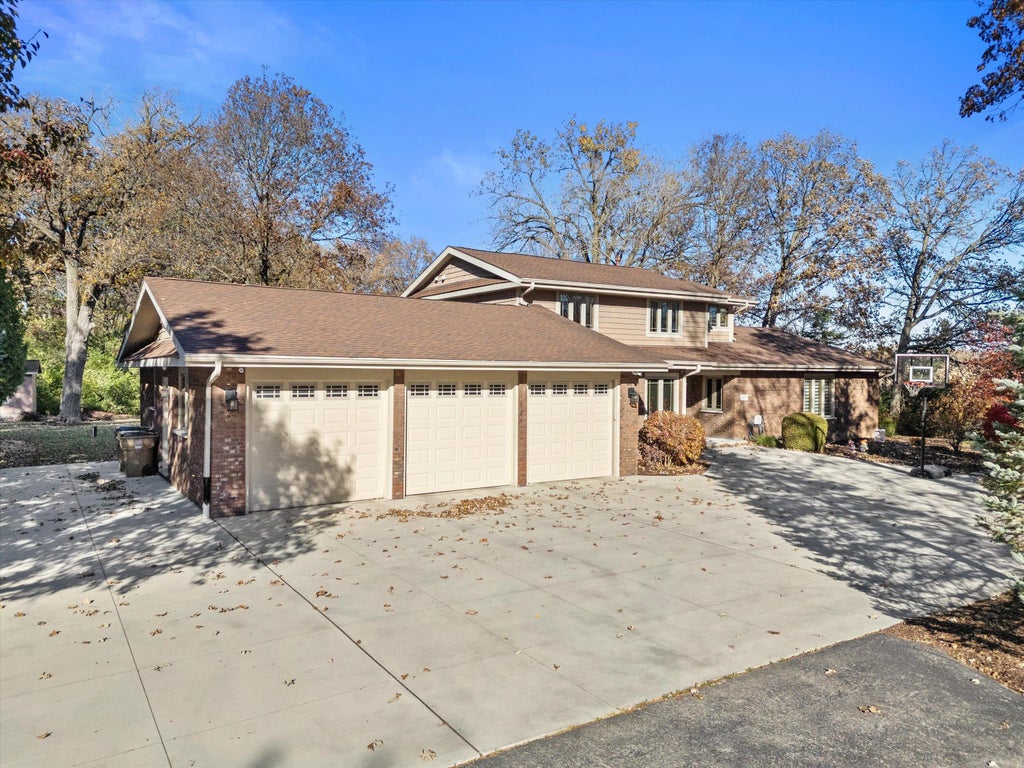 8400 122nd St, Pleasant Prairie