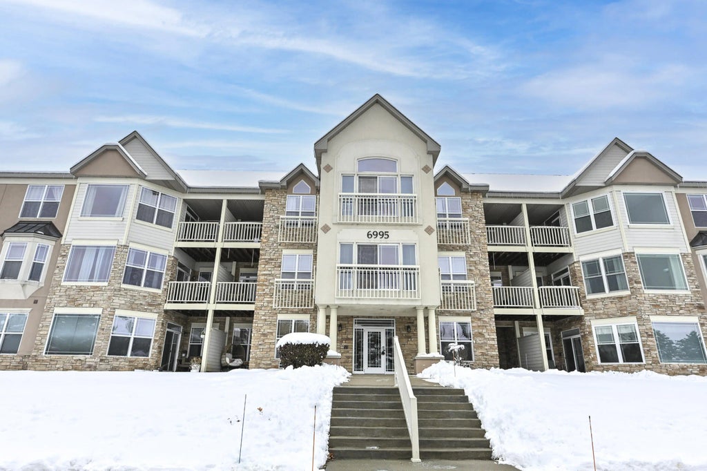 6995 S Riverwood Blvd 210, Franklin