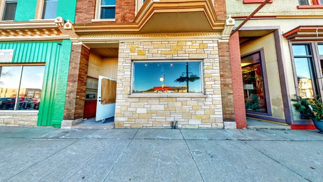 209 S Main St, Jefferson