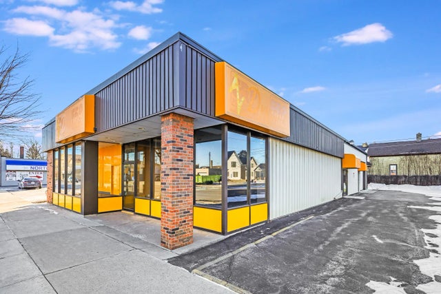 1227 Washington St, Manitowoc