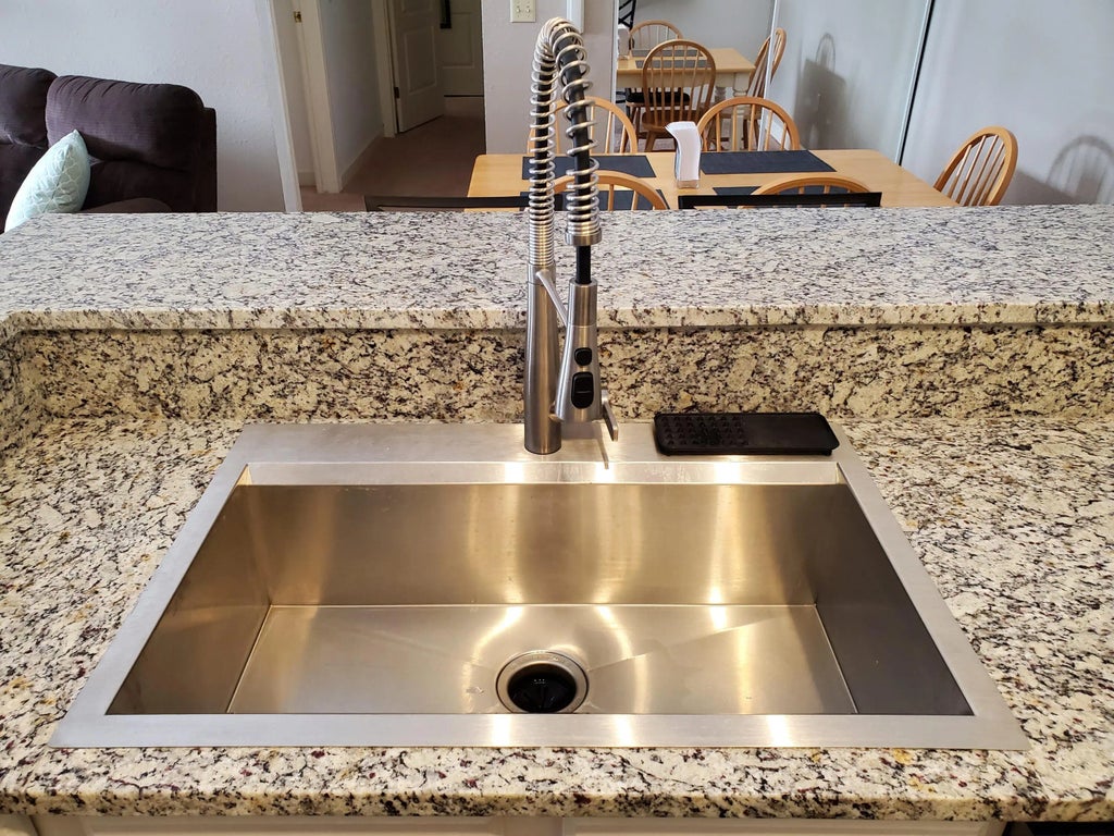 2728 Northview Rd 62, Waukesha