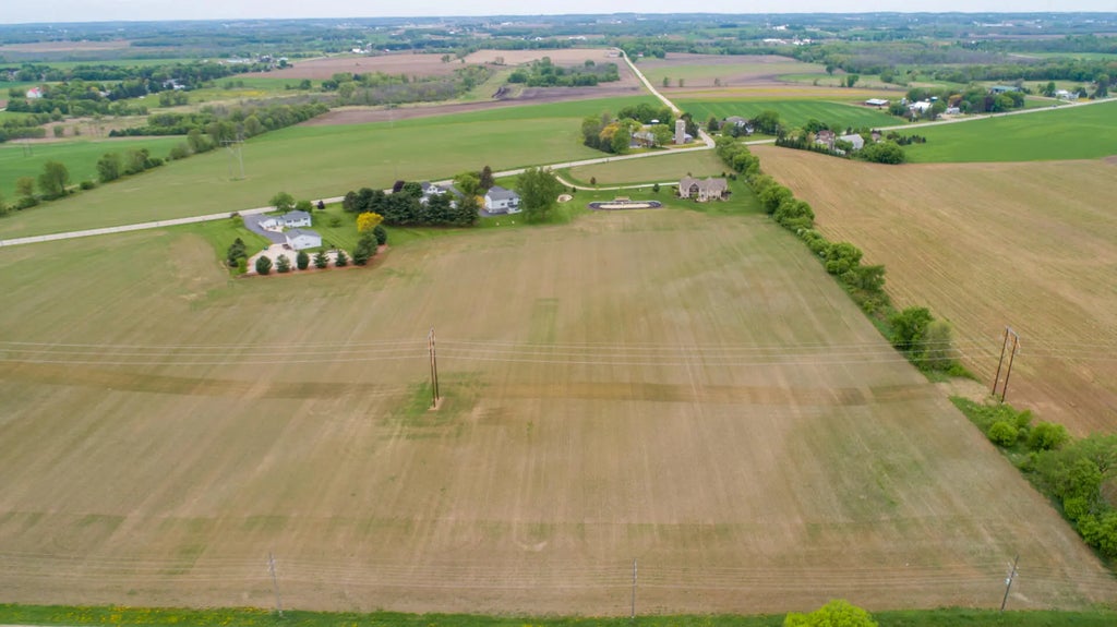 Lt2 Kettle Moraine Rd, Hartford