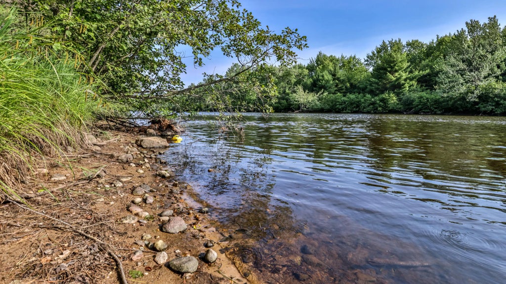 7006 W Rapids Rd, Lake Tomahawk