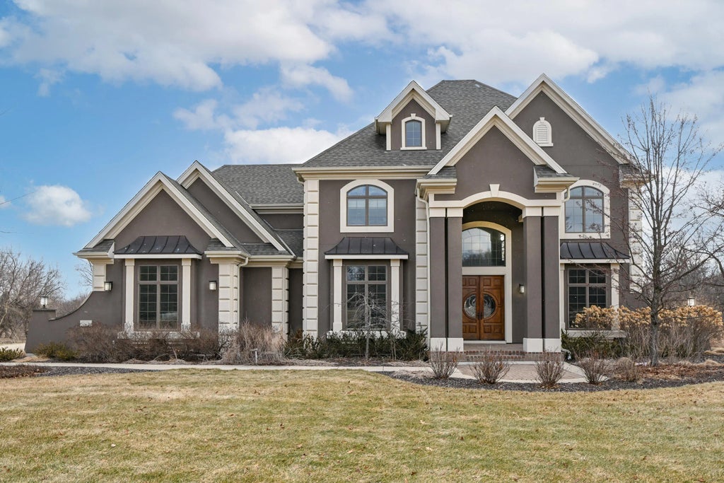 W292s5474 Fox Run Ct, Genesee