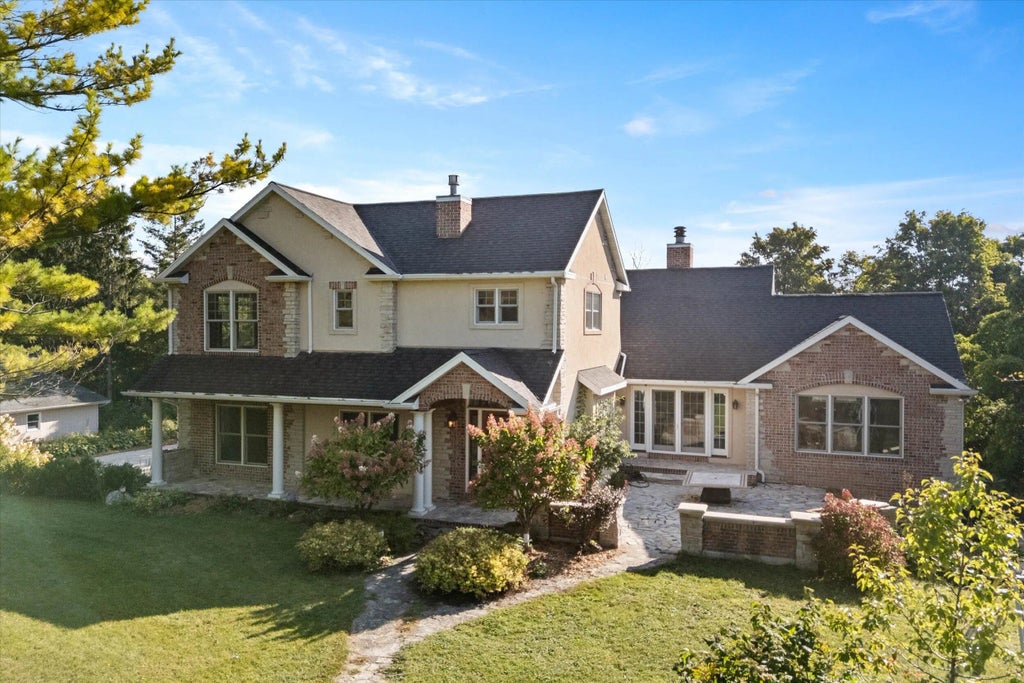 W6679 Red Fox Run, Plymouth