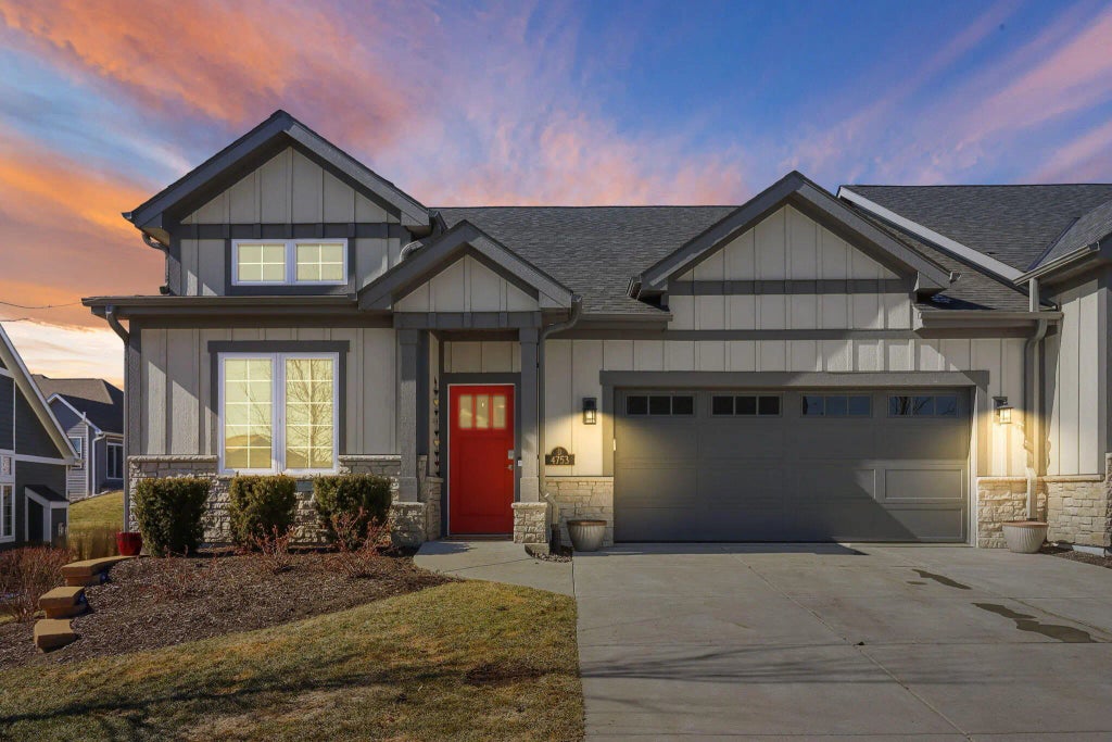 4753 S Cottage Ln, Pleasant Prairie