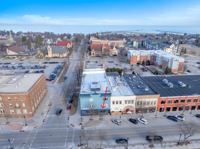 931 N 8th St, Sheboygan