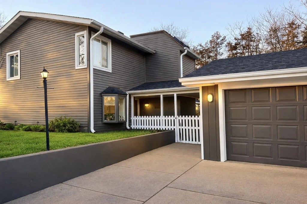 N3432 Beach Rd, Geneva