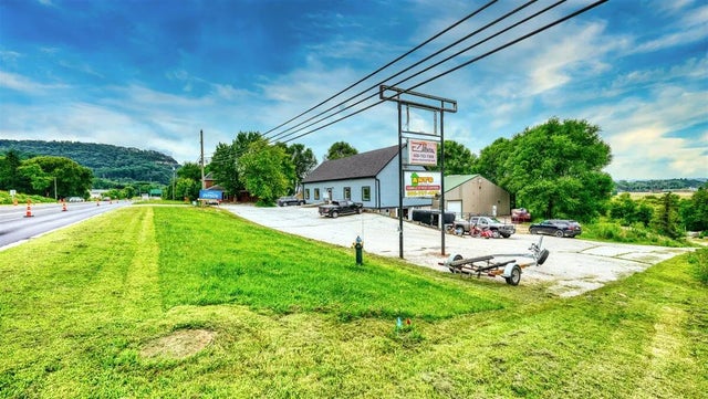 N3239 State Road 16 -, Medary