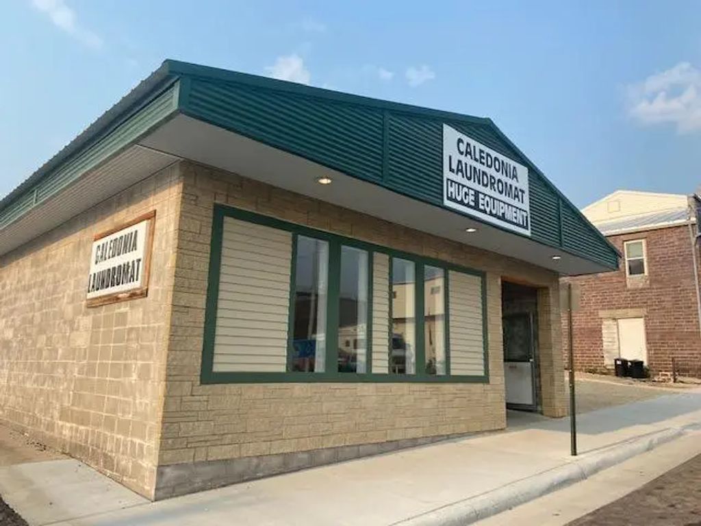 118 Grove St W, Caledonia