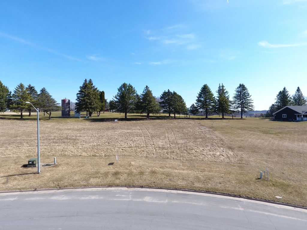 Lot 28 16th Fairway Dr, Viroqua