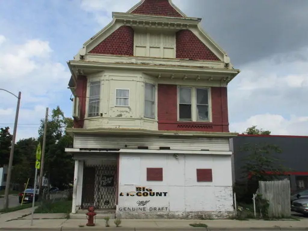 830 W Center St 832, Milwaukee