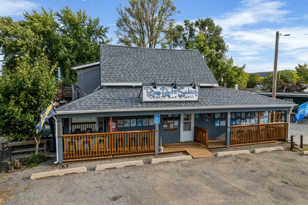 356 W 16th St, Buffalo City