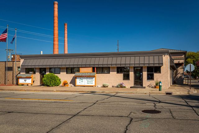 2425 16th St S, La Crosse