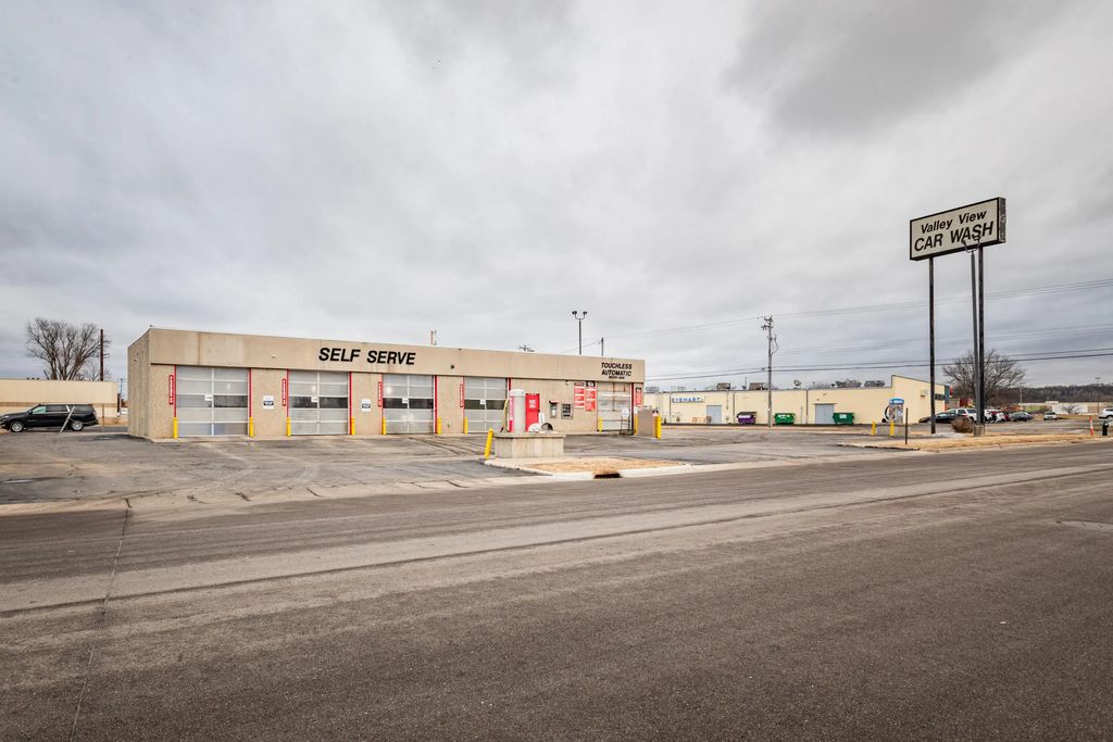 591 Lester Ave 581, Onalaska