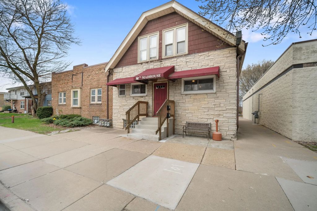 3423 S Clement Ave, Milwaukee