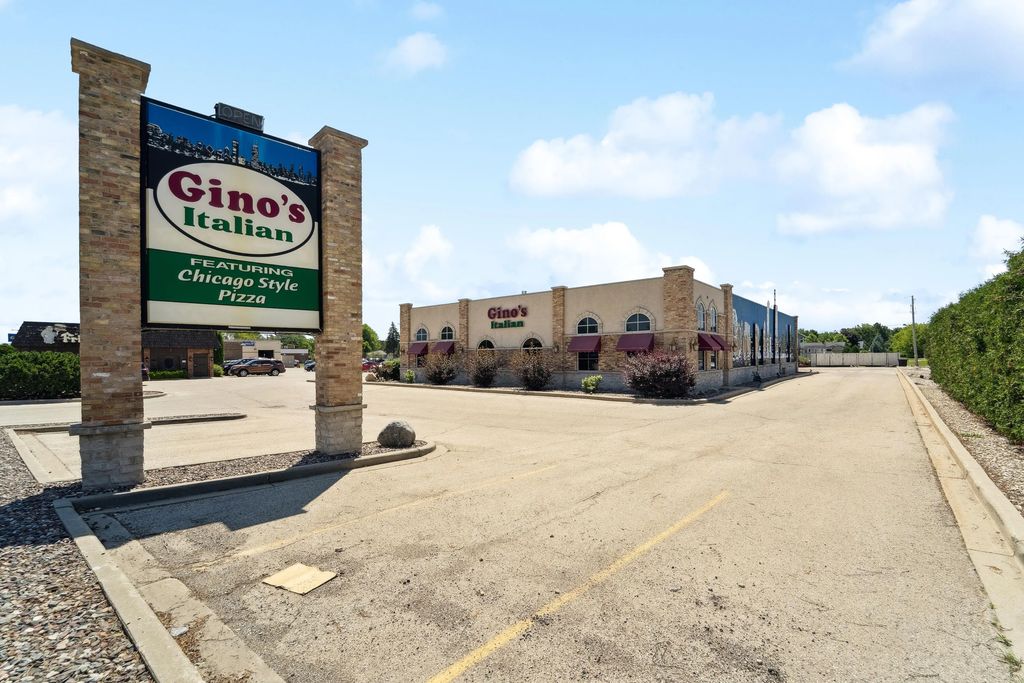584 W Johnson St, Fond Du Lac
