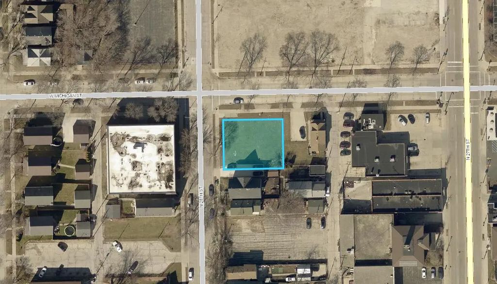 550 N 28th St, Milwaukee