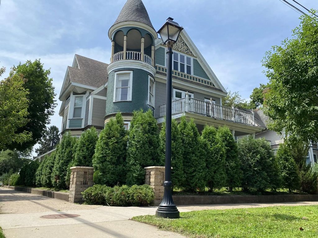 928 King St, La Crosse