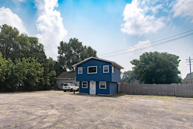 1225 60th St, Kenosha