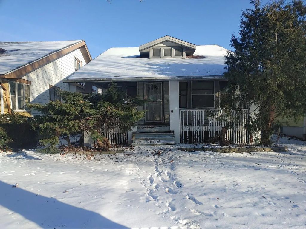 3616 N 16th St, Milwaukee