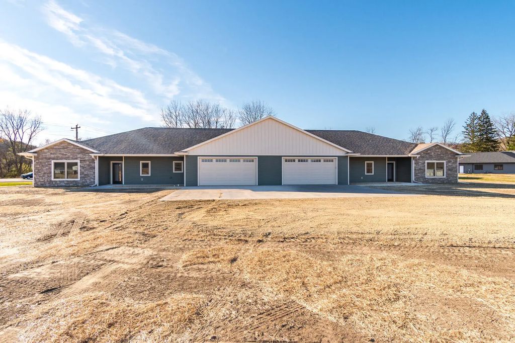 N1175 Breidel Coulee Rd N1177, Shelby