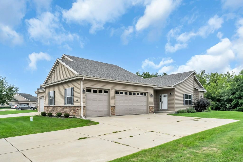 916 Langdon Ct, Mount Pleasant