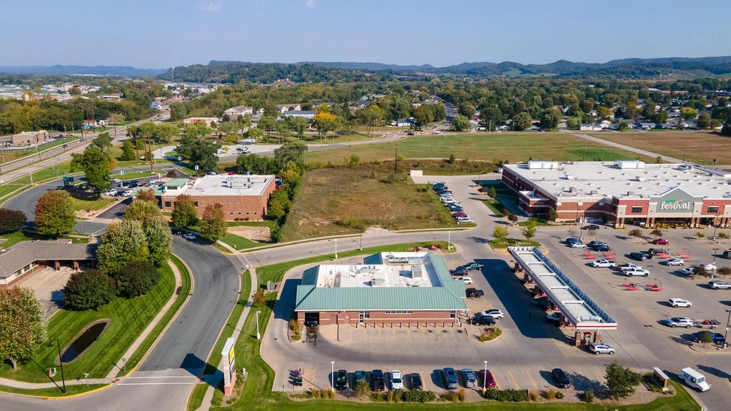 Lot 1 Main St S, Holmen