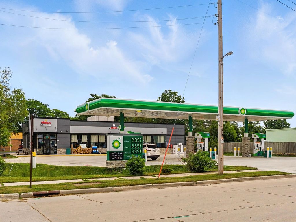 1441 N 26th St, Sheboygan