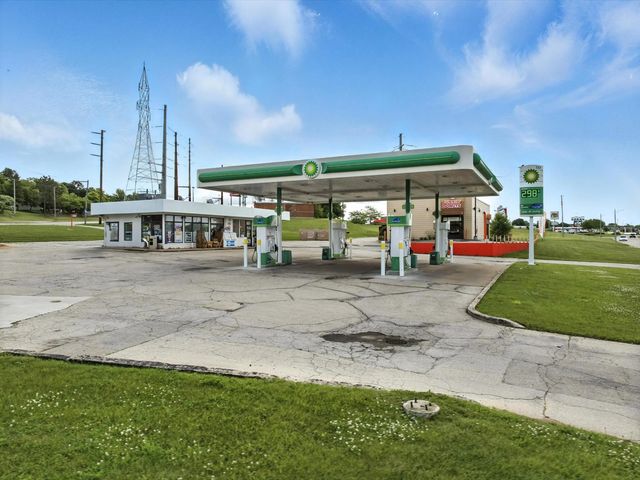 2115 Main St, Green Bay