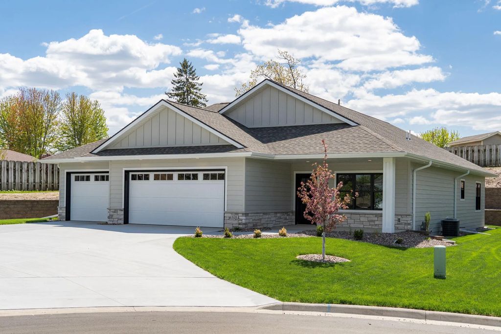 620 Johnson Pl, Onalaska