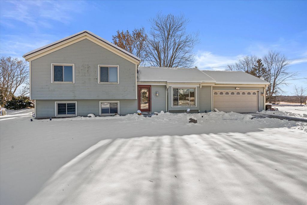 8005 Thistle Ct, Waterford