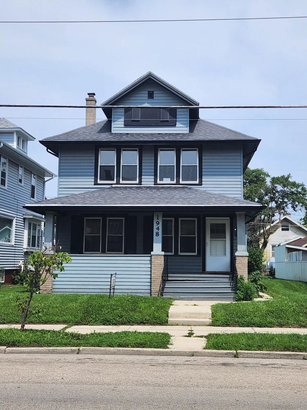 1948 12th St, Racine