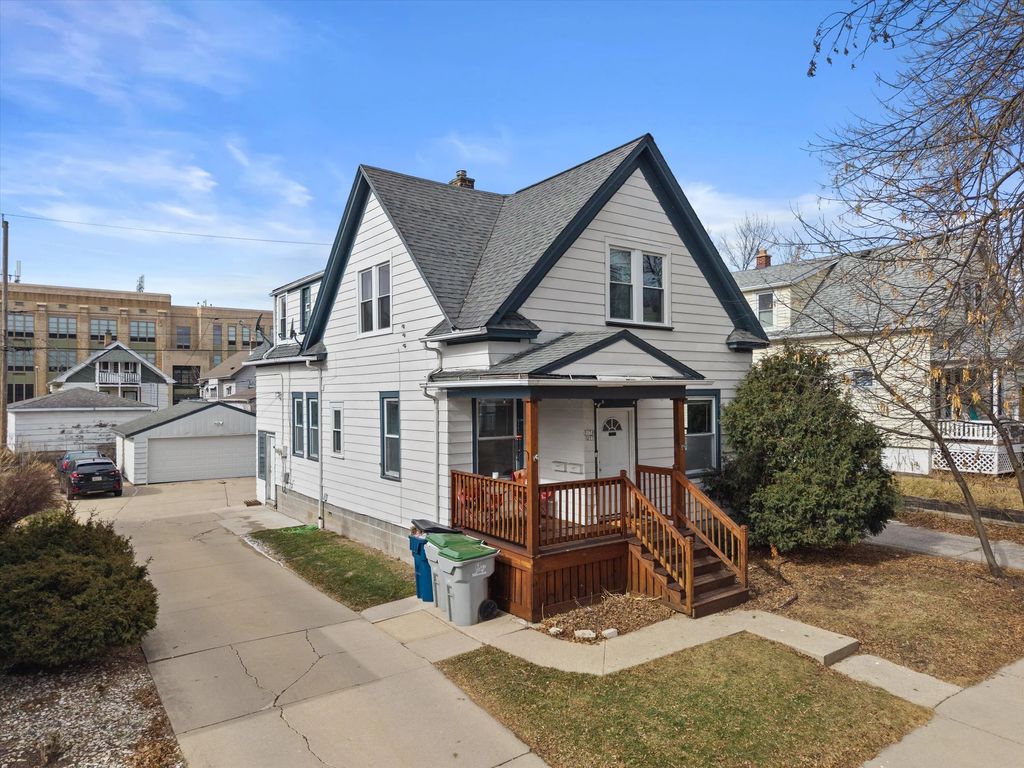 217 N 63rd St #217a, Milwaukee