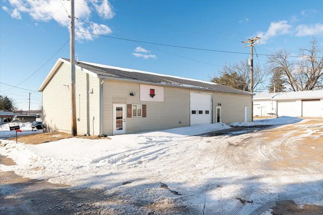 110 Fs Dr, Viroqua