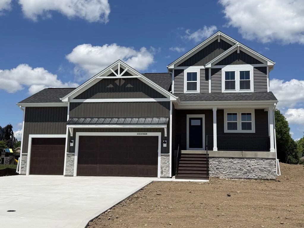 N101w16938 Tanglewood Dr, Germantown