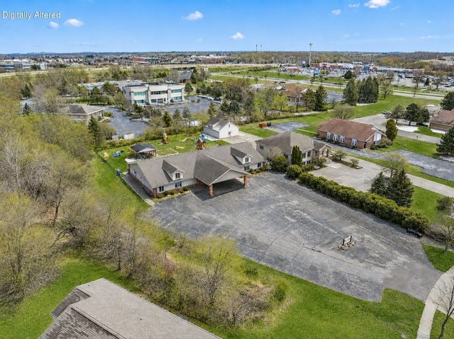 1701 Vogt Dr, West Bend